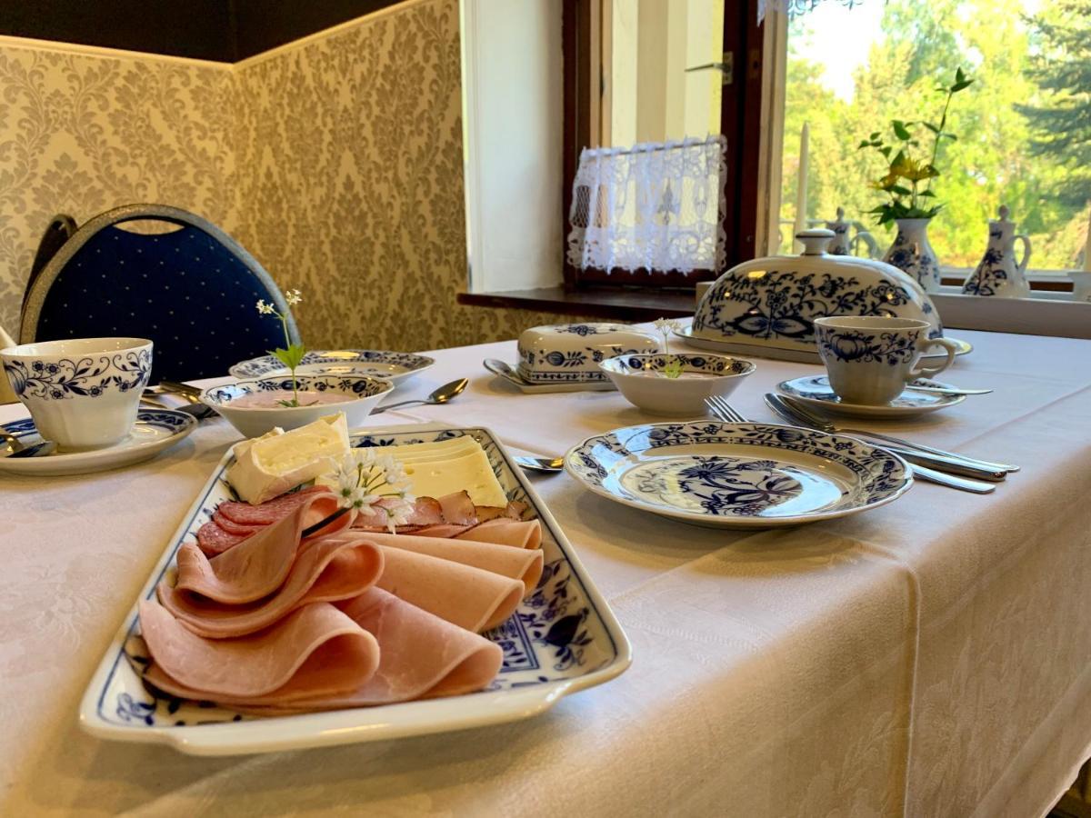 Restaurant Und Pension Zur Puppenstube Stolpen Dış mekan fotoğraf